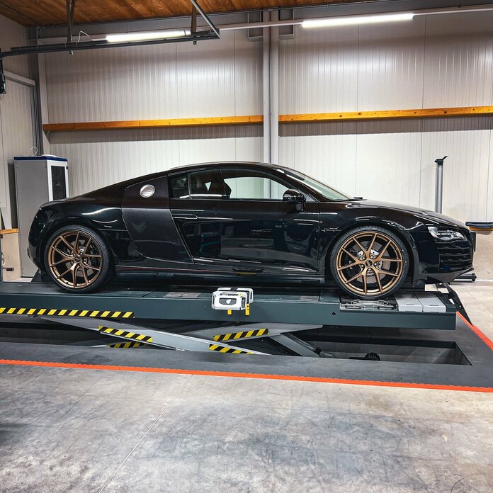 Audi R8 / BBS CI-R Satin Bronze 