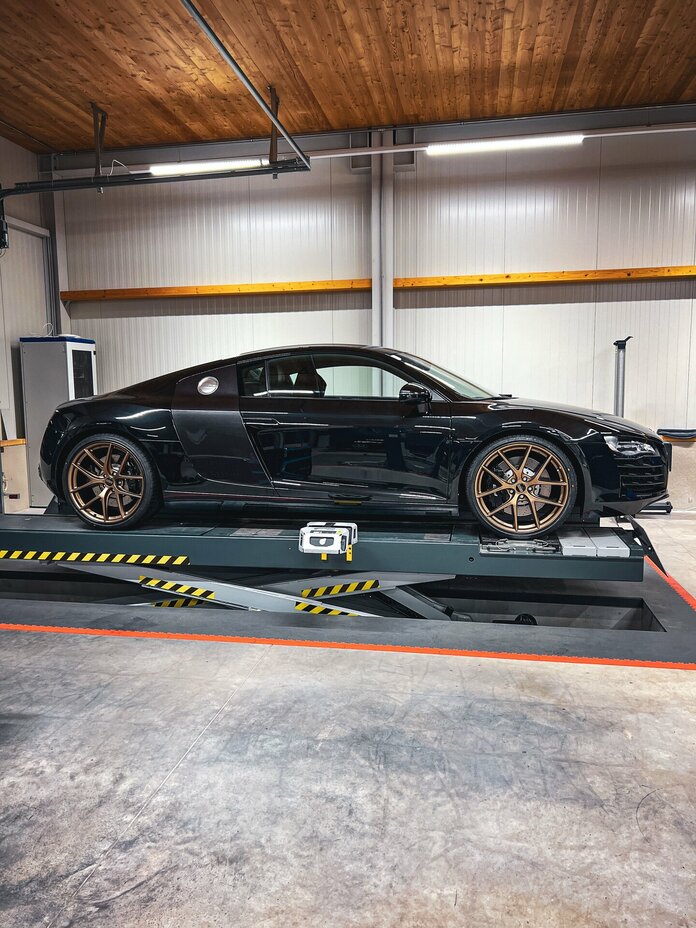 Audi R8 / BBS CI-R Satin Bronze 