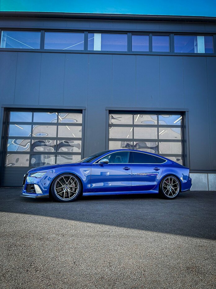 Audi_RS7_Blau_BBS