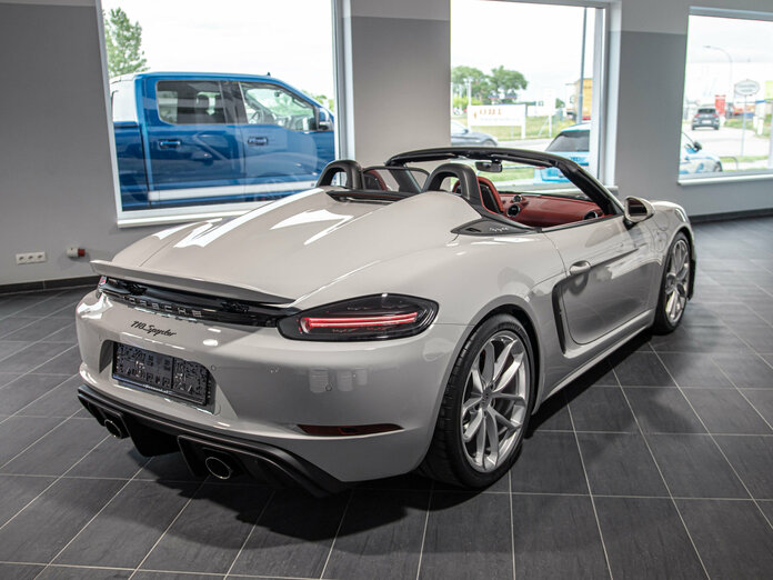 Porsche 718 Spyder - Elferwerk - Webschmiede