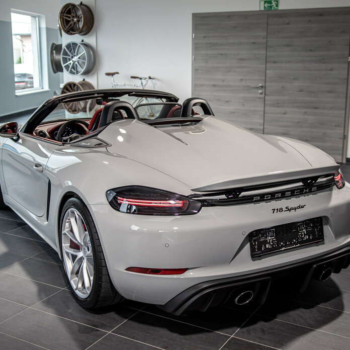 Heck Porsche 718 Spyder - Elferwerk - Webschmiede