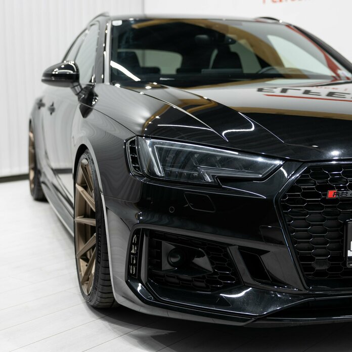 Audi RS4 Wheelforce CF.3