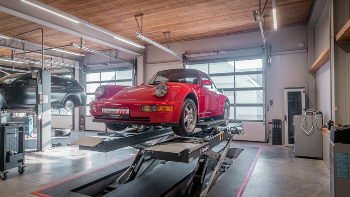 Porsche_964_Turbo_Indischrot