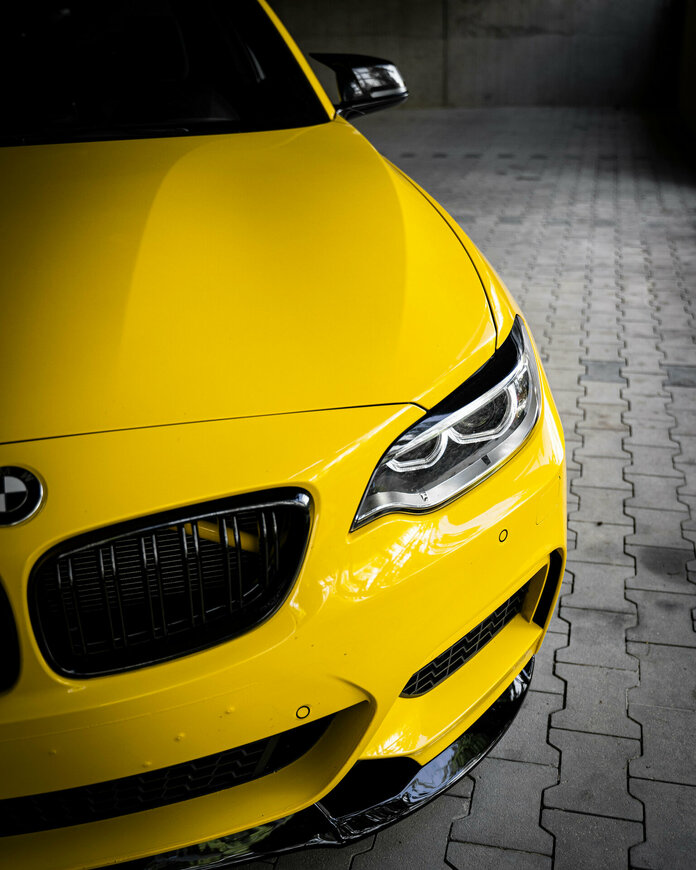 BMW 1er Gelb