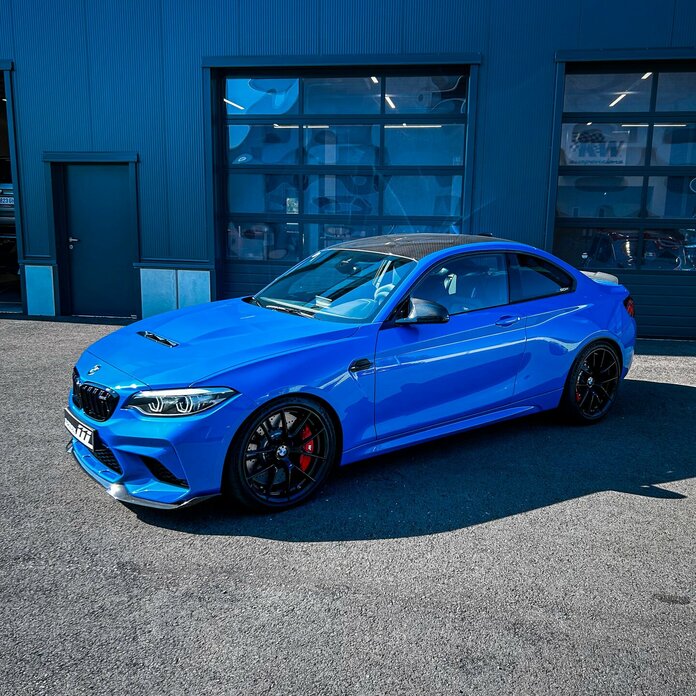 BMW M2 CS 