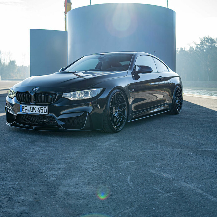 BMW M4 Wheelforce CF.2