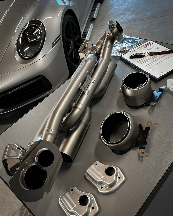 Akrapovic Slip On Line / Porsche 992