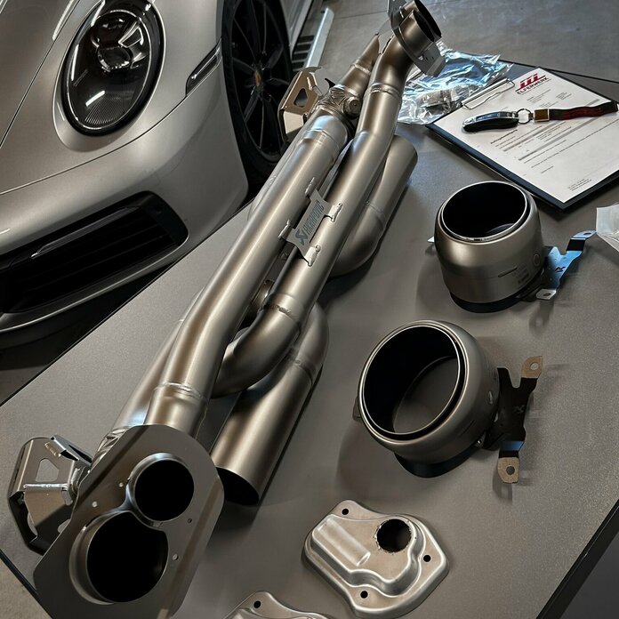 Akrapovic Slip On Line / Porsche 992