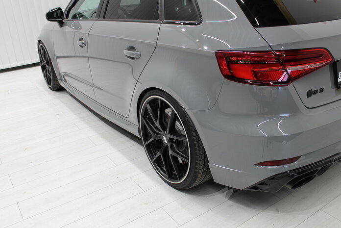 Grauer Audi RS3 - Elferwerk - Webschmiede