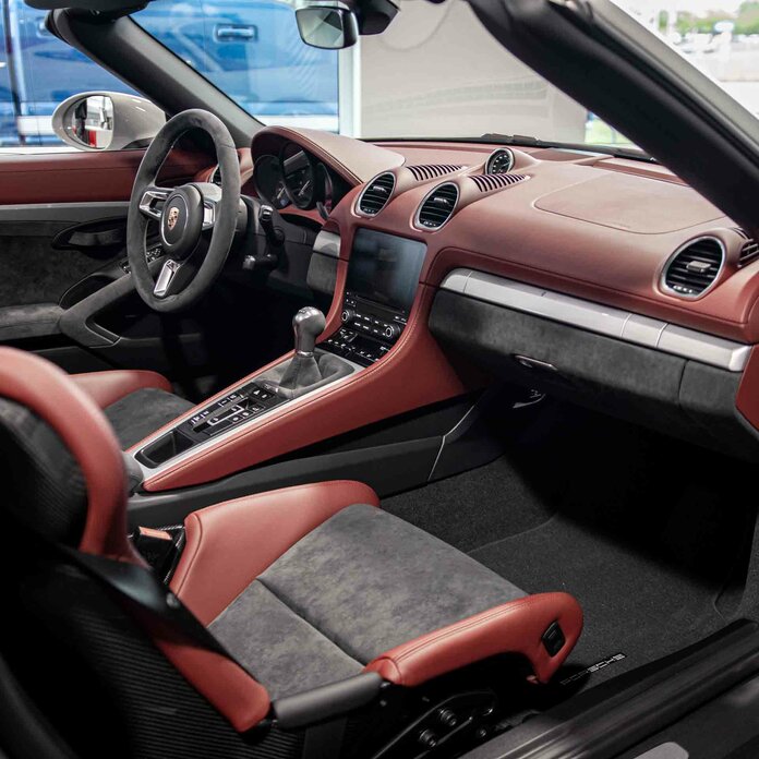 Innenausstattung Porsche 718 Spyder - Elferwerk - Webschmiede