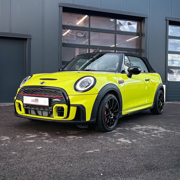 Mini JCW F57 mit Sparco Assetto Gara 