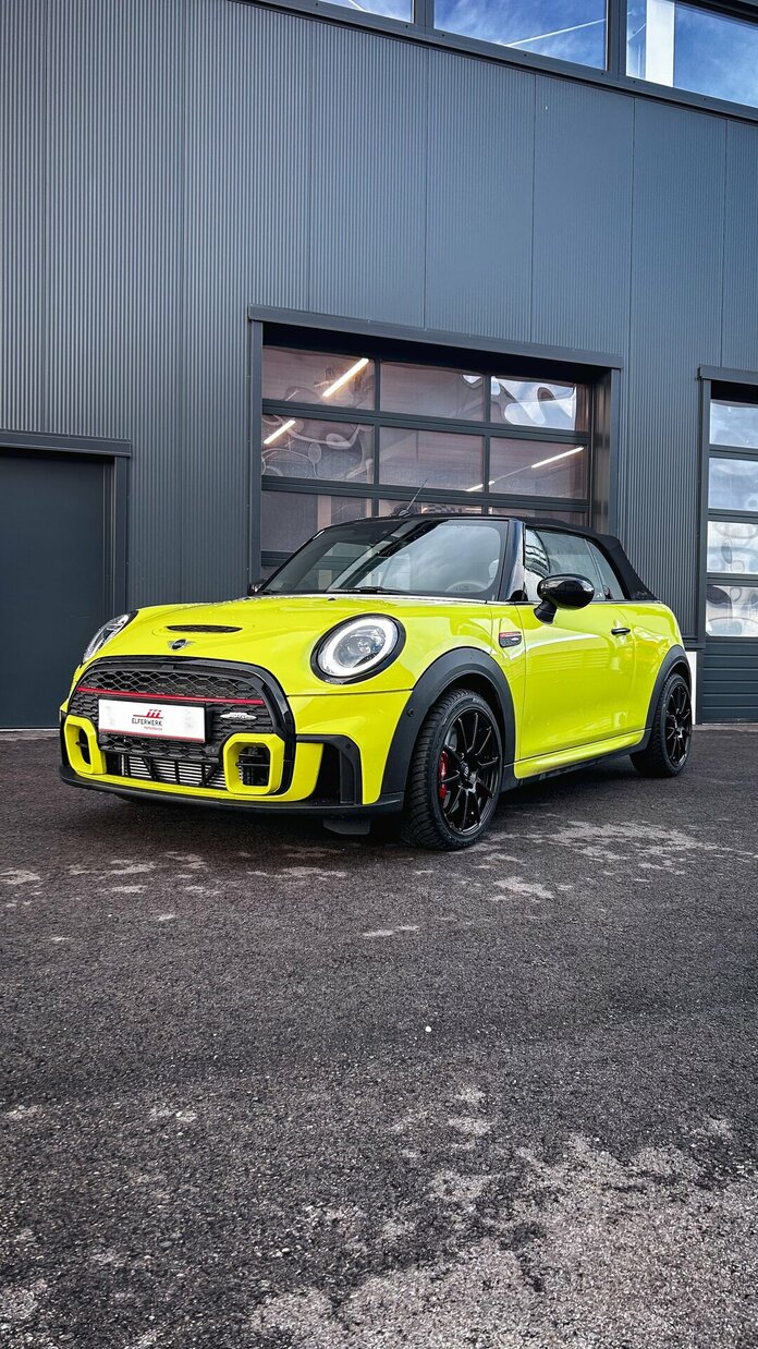 Mini JCW F57 mit Sparco Assetto Gara 