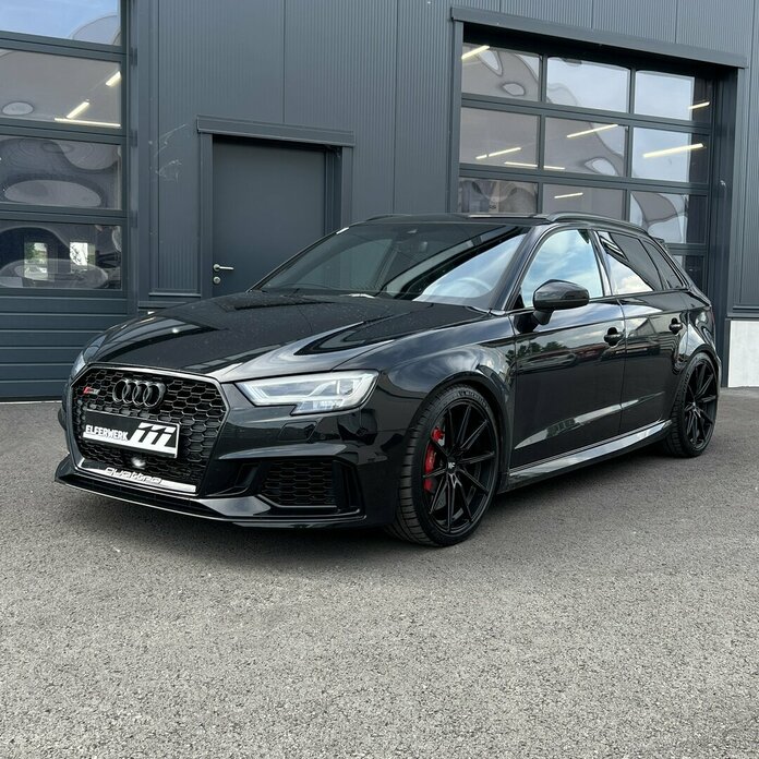 Audi_RS3_Schwarz_SL2