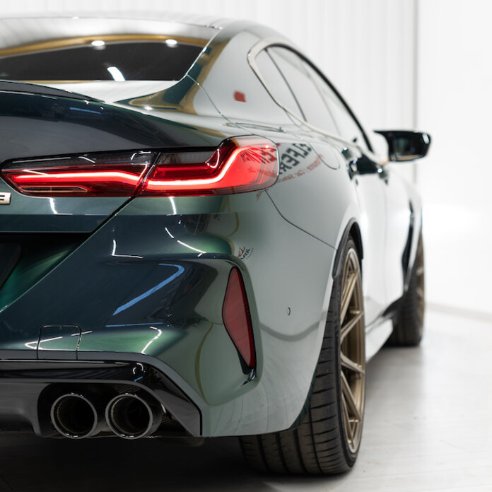 bmw_M8