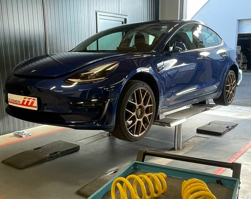 Elferwerk Tesla Model 3