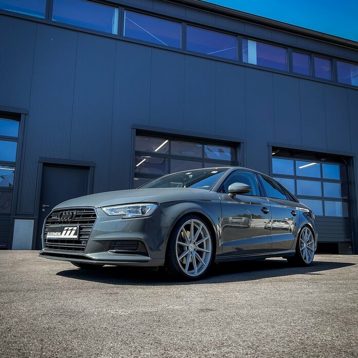 Audi A3 Limo / KW V2 Comfort & WF SL2 Frozen Silver 