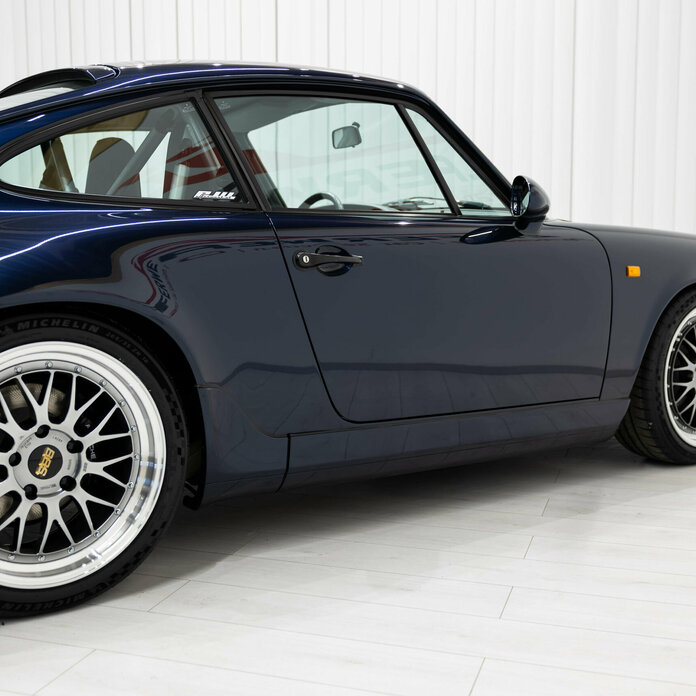 Porsche_Carrera 964