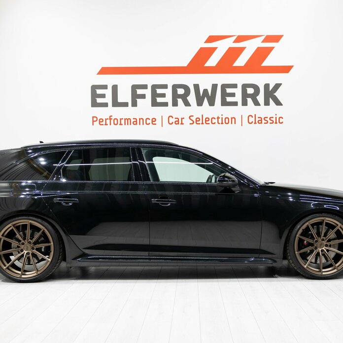 Audi RS4 mit WF CF.3-FF in Satin Bronze 