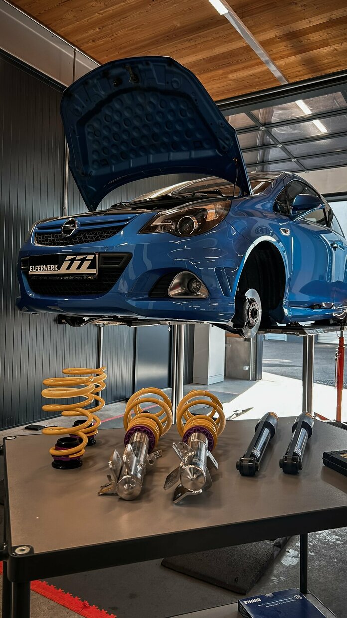 Opel Corsa OPC mit KW Gewindefahrwerk 