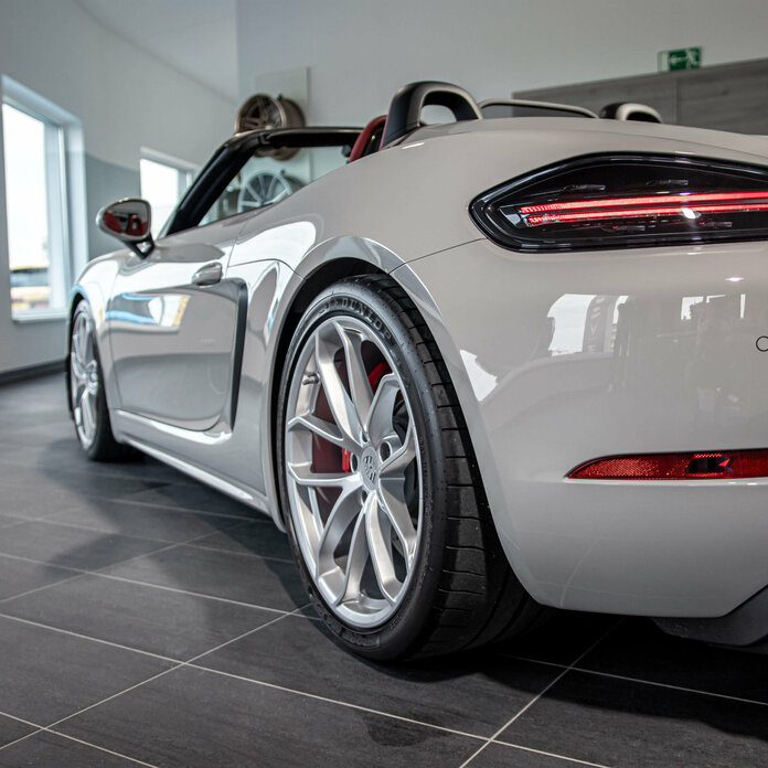 Porsche 718 Spyder - Elferwerk - Webschmiede