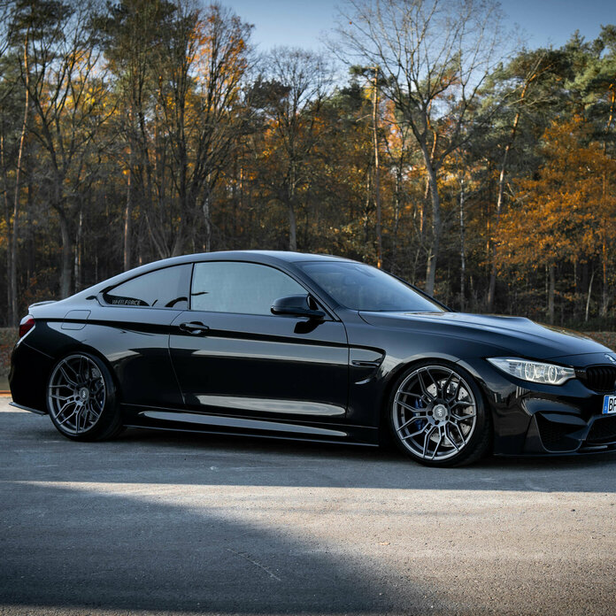 BMW M4 Wheelforce CF.2