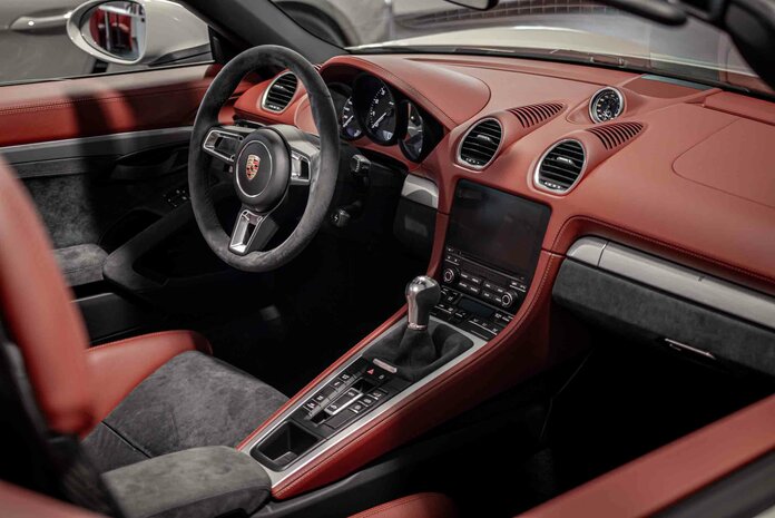 Innenausstattung Porsche 718 Spyder - Elferwerk - Webschmiede