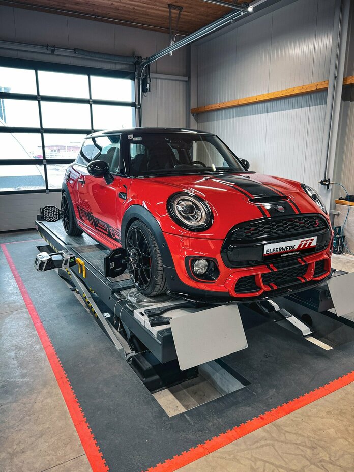 Mini Cooper S Achsvermessung 