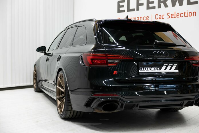 Audi RS4 Avant / WF CF.3 Satin Bronze 