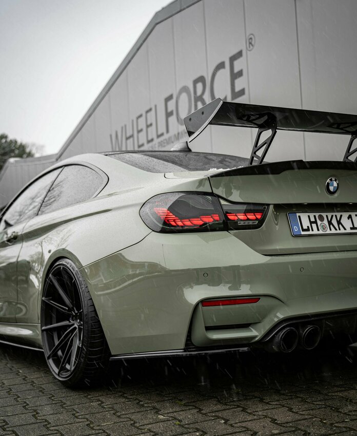 BMW M4 Wheelforce CF.3 