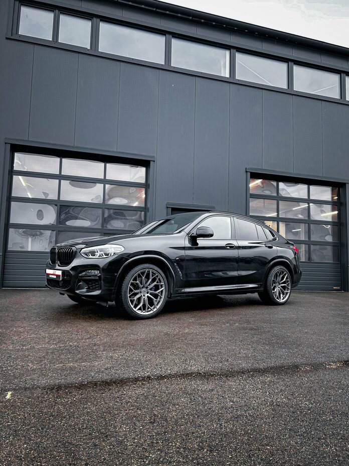 BMW X4 / WF HE.1 Gloss Steel 