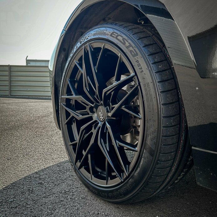 Wheelforce AS.1 Deep Black / BMW 3er 