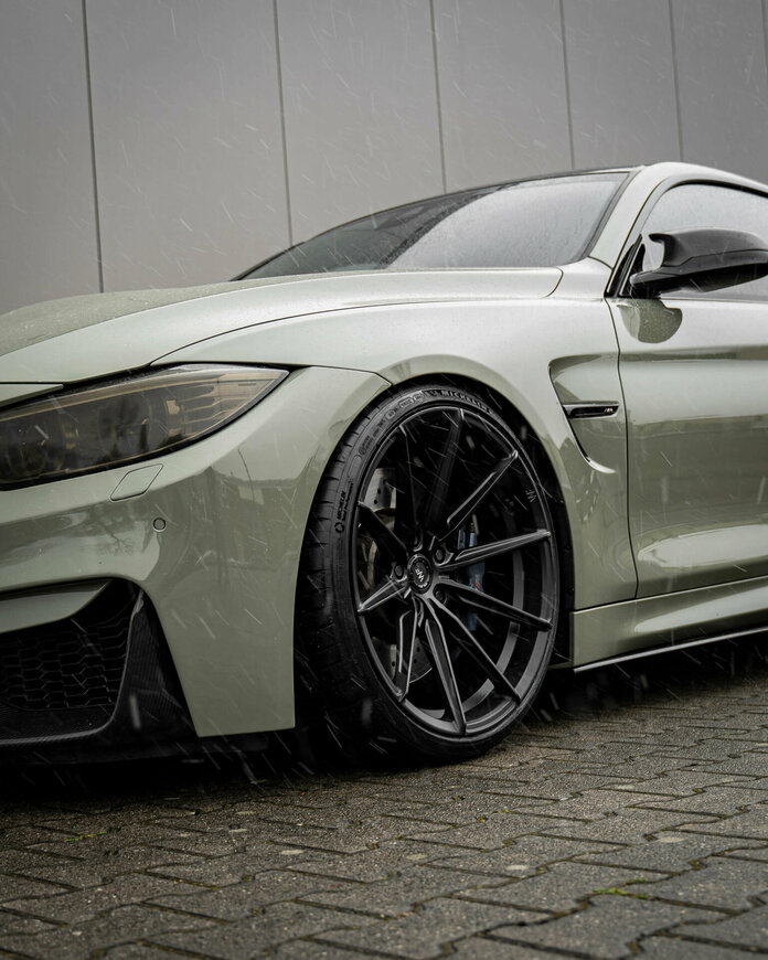 BMW M4 Wheelforce CF.3 