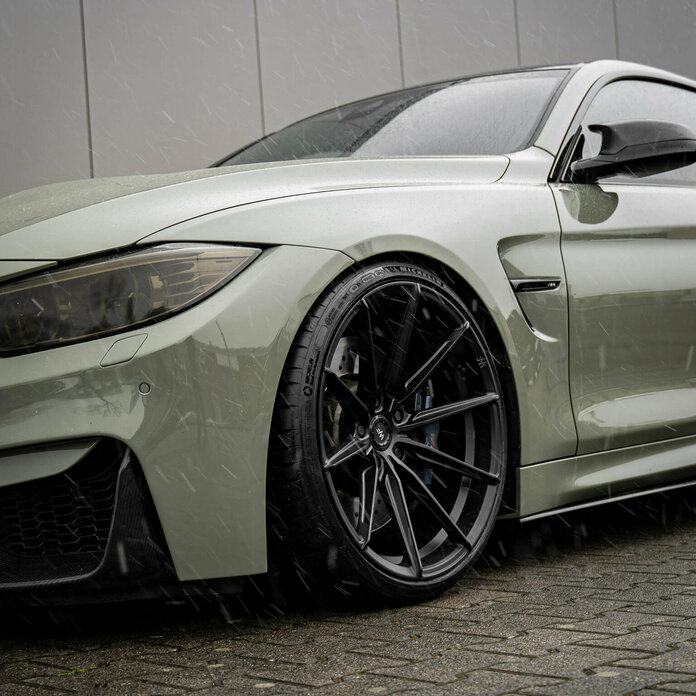 BMW M4 Wheelforce CF.3 