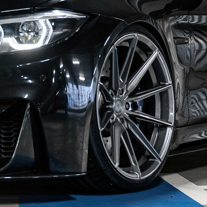 BMW M4 Wheelforce CF.3