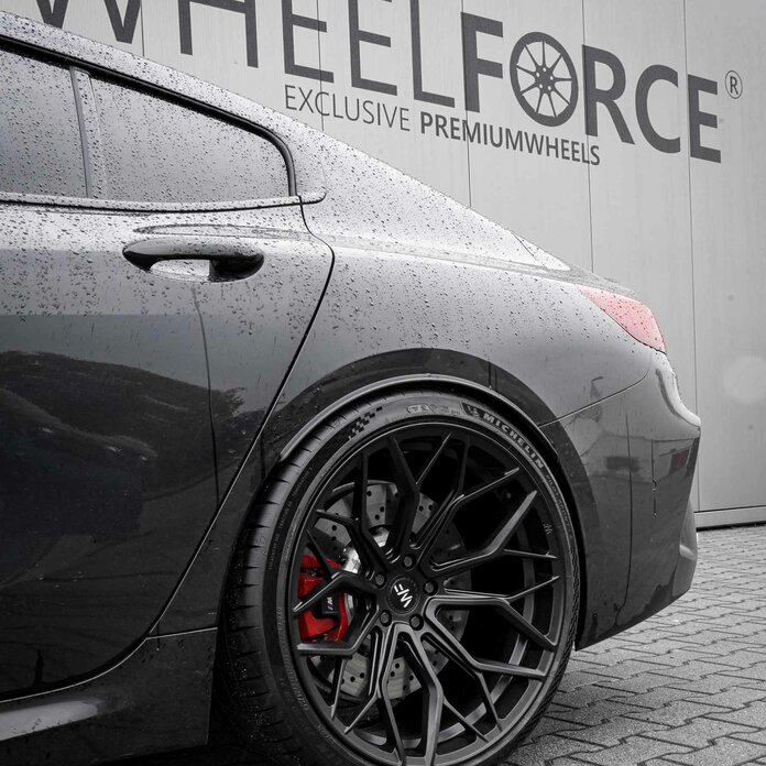BMW M8 HE.1