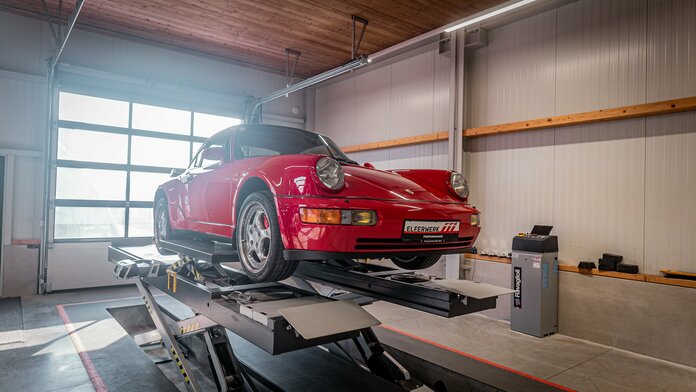 Porsche_964_Turbo_Indischrot