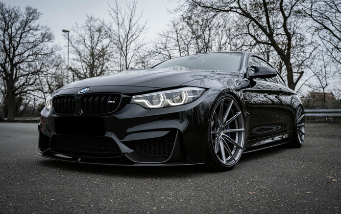 BMW M4 Wheelforce CF.3