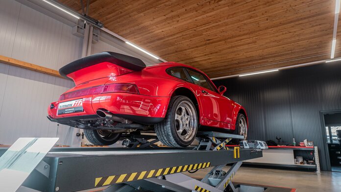 Porsche_964_Turbo_Indischrot