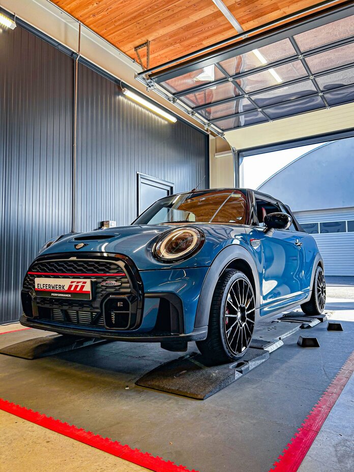 Mini JCW F57 Cabrio 