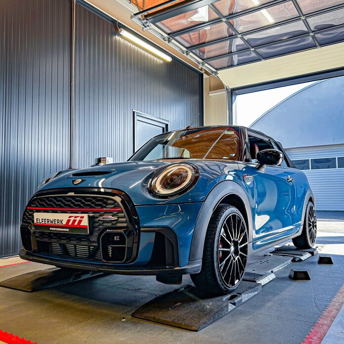 Mini JCW F57 Cabrio 