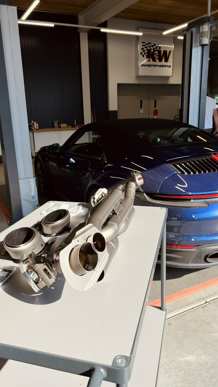 Porsche 992 Akrapovic Slip on 