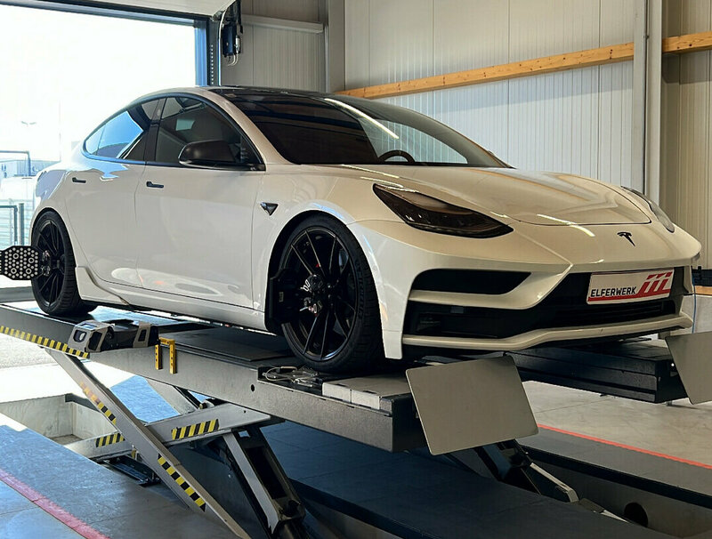 Tesla Model 3 Achsvermessung